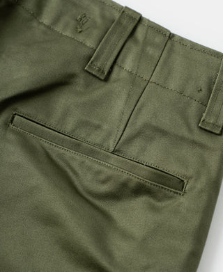 Olive field trousers front cargo pockets with rectangular flap