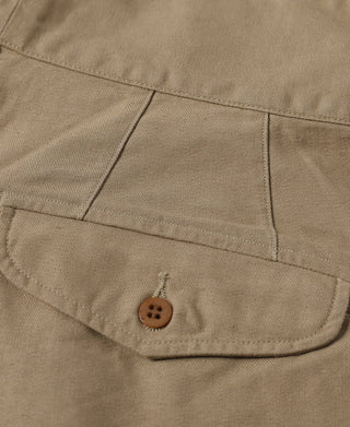 Khaki bermuda shorts with front pocket opening and button detail