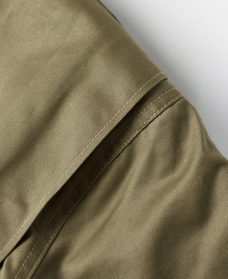 US Army yellow-green tanker jacket sleeve with seam and topstitching