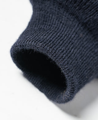 Navy deck jacket ribbed cuff hem edge with inner lining close-up