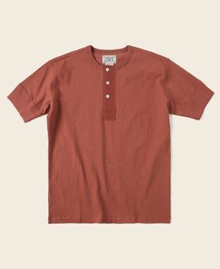 Brick red henley short-sleeve T-shirt with 3-button placket