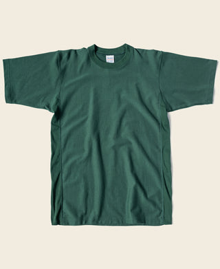 Green crew-neck short-sleeve T-shirt, relaxed fit with ribbed collar.