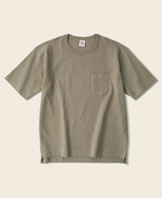 Khaki cotton classic pocket T-shirt with crew neck and short sleeves