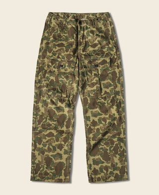 Camouflage cotton field pants with drawstring waist and button front, olive-brown pattern