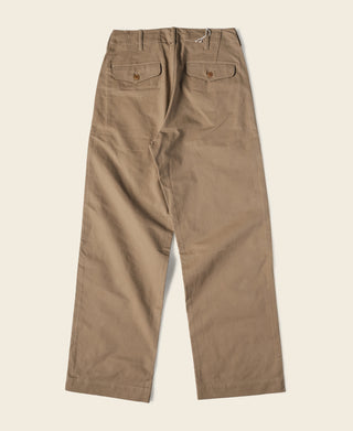 Khaki officer trousers with belt loops and side pockets
