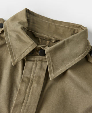 Khaki green paratrooper jacket collar with buttoned throat tabs