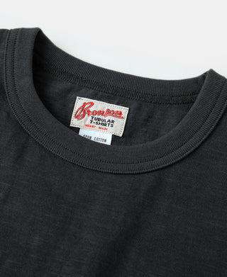 Black crew-neck T-shirt with ribbed collar and interior brand neck tag