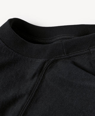 Black cotton tubular T-shirt crew neck and collar seam, ribbed neckline detail