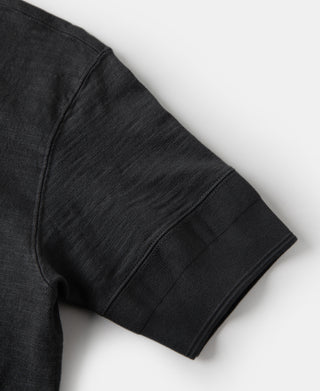 Loopwheel henley T-shirt in black with cuff and sleeve seam close-up