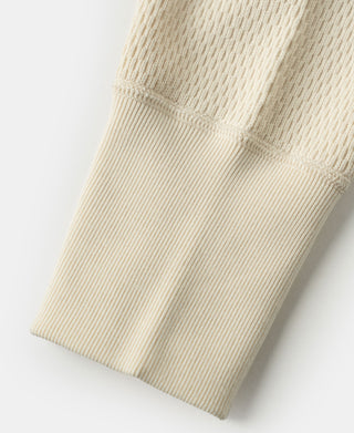 Thermal waffle-knit shirt cuff with ribbed hem in light apricot/cream