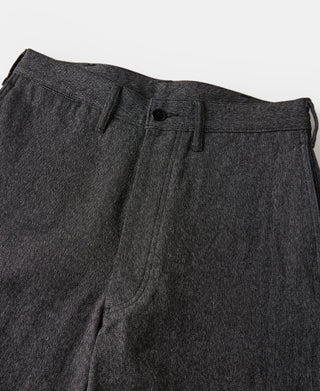 Salt-and-pepper trousers waistband with belt loops and front button
