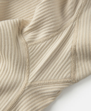 Ribbed henley T-shirt underarm seam and sleeve knit, light apricot