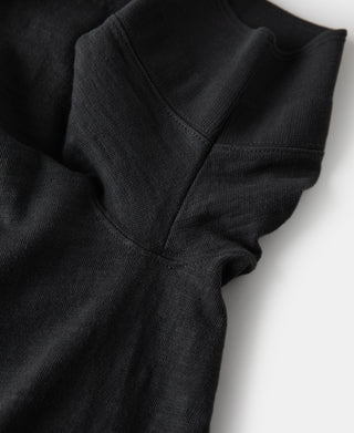 Loopwheel henley T-shirt in black with curved hem and soft fold detail