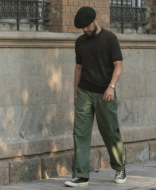 Black waffle-knit crew-neck T-shirt with chest pocket, short sleeves