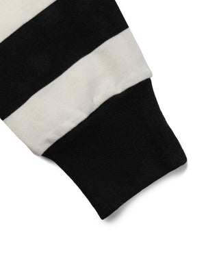 Black-and-white wide striped long-sleeve T-shirt with striped sleeve cuff