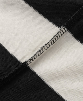 Black-and-white wide striped long-sleeve T-shirt with reinforced collar stitching