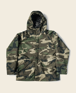 Woodland camo parka with adjustable hood, full front zipper, and long sleeves.