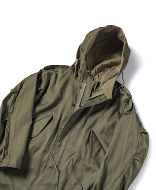 Olive M-1951 parka hood and front panel with buttons and chest pocket flaps