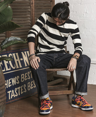 Black and white wide striped long sleeve T-shirt with crew neck, ribbed cuffs
